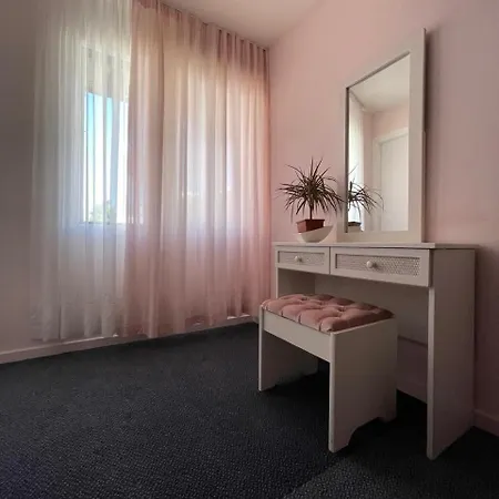 Vandrarhem Premium Marina Paphos