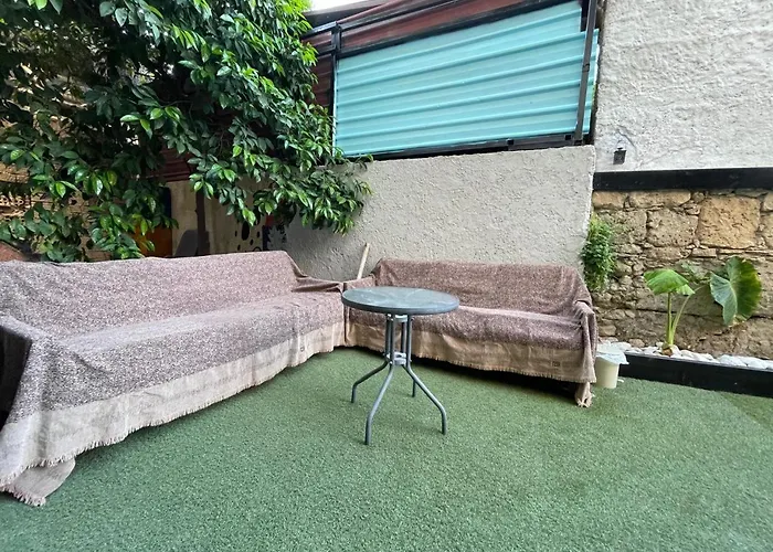 Premium Marina Ostello Paphos