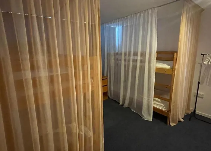 Hostel Premium Marina Paphos